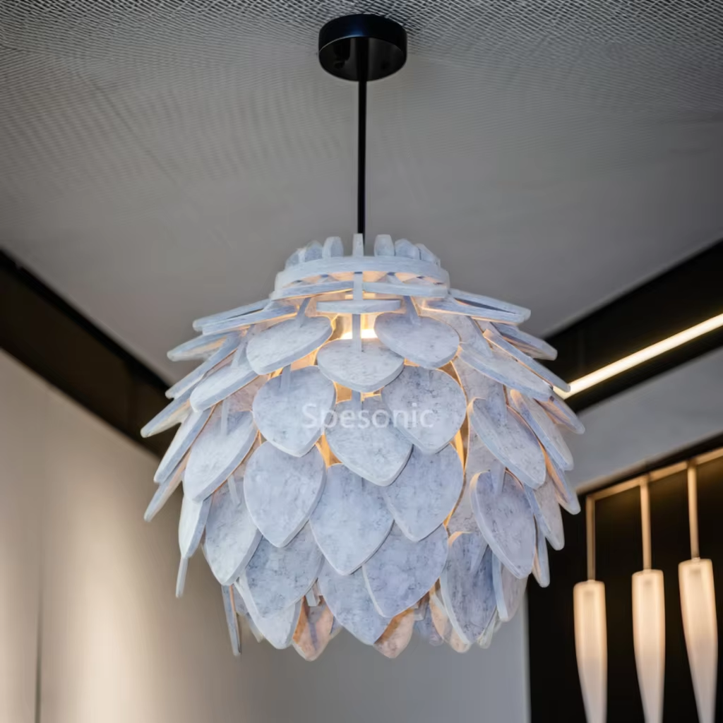 映画館やオフィスのロビーに最適な防カビ・防湿の吊り下げ型吸音パネル